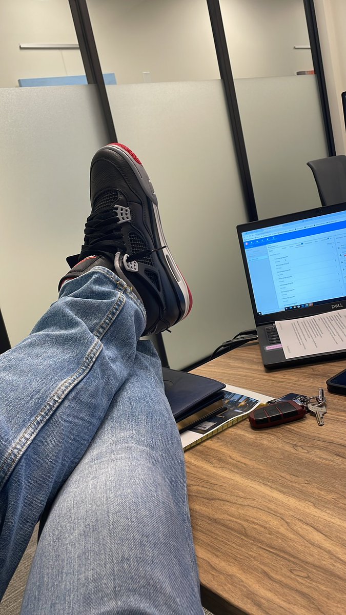 Once again, it’s #CasualFridays in the office!! #Jordan4Retro #BredReimagined #OfficeLife #SneakerHead #NikeAir #Fridayz #FreakinWeekend