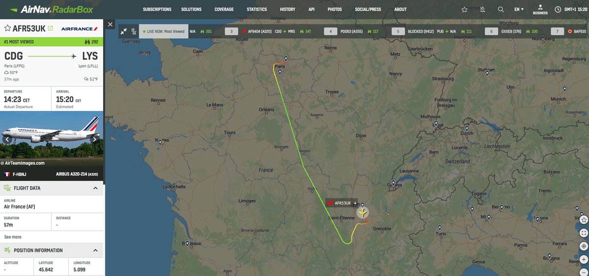 airlivenet's tweet photo. LIVE Air France #AF9404 from Paris to Marseille declared an emergency and diverted to Lyon https://t.co/brbTJIyIse @RadarBoxCom https://t.co/7HI3XuGmrP