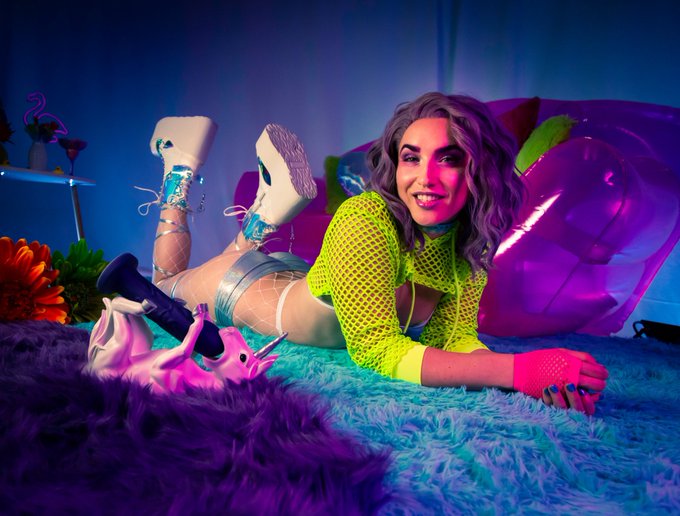 Watch 🛸Ｃｏｓｍｉｃ Ｂｒｏｃｃｏｌｉ🥦 ℕ𝕠𝕨 𝕠𝕟𝕝𝕪 $𝟞.𝟞𝟡's leaked NSFW photo on TwXstars