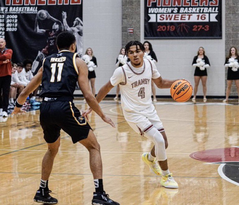 Transylvania (D3) G Jaylan Green has entered the transfer portal, he tells TPR. 

Averaged 17.8 points, 4.4 rebounds, 2.8 assists, and 1.4 steals per game this season!