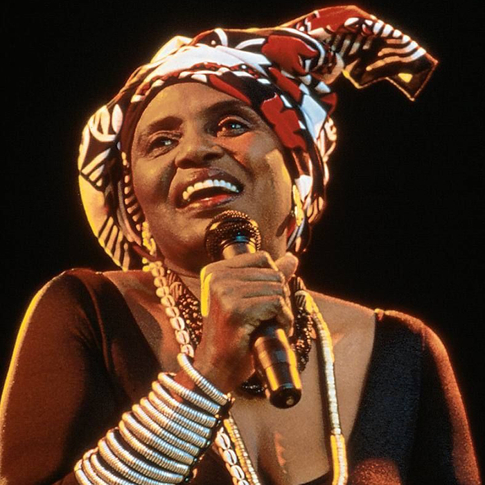 Miriam Makeba est sur la chaîne Melody d'Afrique ! 
📺 ➡️ Retrouvez un épisode de la série documentaire "Les sons de ...", consacré à la chanteuse sud-africaine :
🕙 Mardi 12 mars à 20h50
🕙 Jeudi 14 mars à 14h
🕙 Samedi 16 mars à 17h30