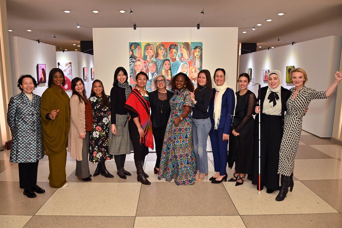 Happy #WomensHistoryMonth! Vital Voices kicks off the monthlong celebration with an interactive art exhibit at the United Nations Headquarters in New York City about women powering the global goals. Read more on BNN news: finance.yahoo.com/news/vital-voi… See photo highlights here:…