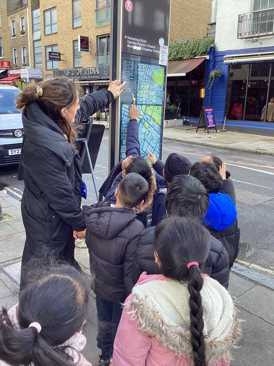 Luckily the sun was out so Year 2 were able to go job spotting. What jobs can you spot?🧐