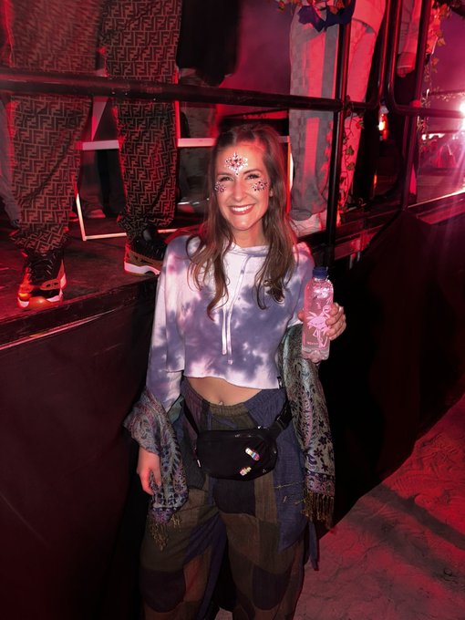 @webelonghereofc festival was a dream 😍 I need more beach festivals in my life lol https://t.co/OWl2<a class="tags" target="_blank" title="On Twitter" href="/?out=eyJ0eXAiOiJKV1QiLCJhbGciOiJIUzUxMiJ9.eyJpYXQiOjE3MjExNDUyNzUsImlzcyI6InR3cG9ybnN0YXJzLmNvbSIsIm5iZiI6MTcyMTE0NTI3NSwiZXhwIjoxNzUyNjgxMjc1LCJyZWRpcmVjdF91cmwiOiJodHRwczovL3R3aXR0ZXIuY29tL3dlYmVsb25naGVyZW9mYyJ9.maGJvEEi-YkCGcXJfxJW-Dv8tBYtAzdYuXWX7HZ348ZN6BKdwmdpAnqbEAhLve3g2jubmX8ewVZ1sK7KPsEd-A">@webelonghereofc</a>