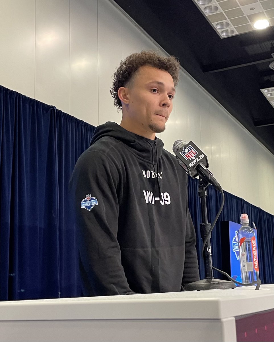 Fastest player at the #NFLCombine? Could be Michigan WR Roman Wilson. He told me he plans to run the 40 in low 4.3s and possibly in the 4.2s. One of @Eric_Edholm’s top speed candidates: nfl.com/news/2024-nfl-…