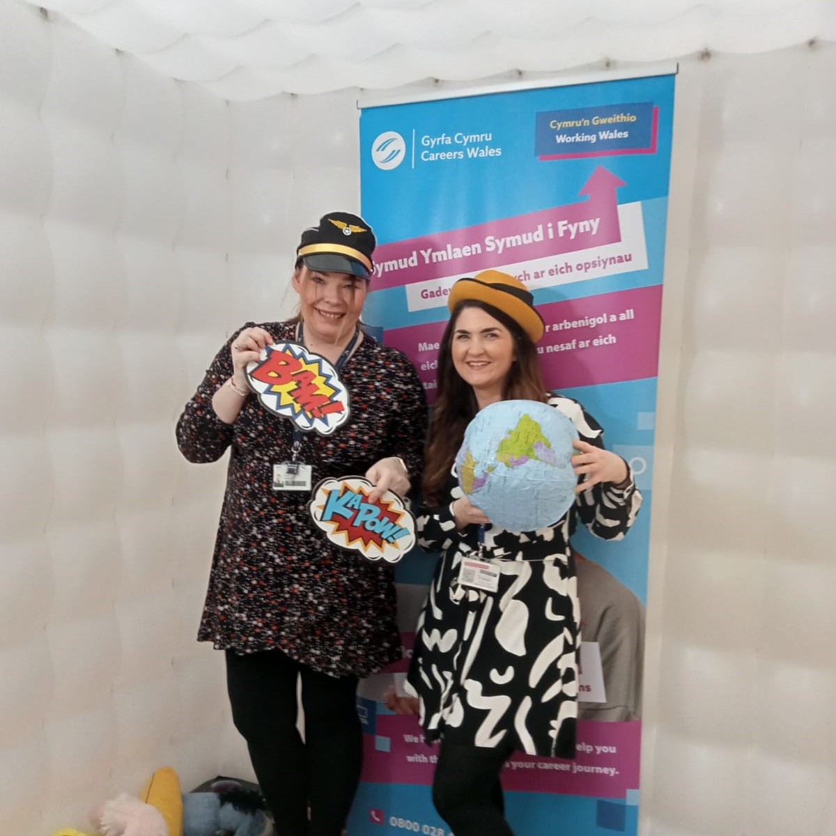 CareersWales's tweet photo. Not long to go until our FE roadshow kicks off 🚗😁

We’re excited to be travelling around Wales sharing our best advice so start prepping your questions for us as we are ready to answer them for you 🤩 

Keep an eye on our social platforms for updates. 

#MovingOnMovingUp https://t.co/YPOq6U5TMF