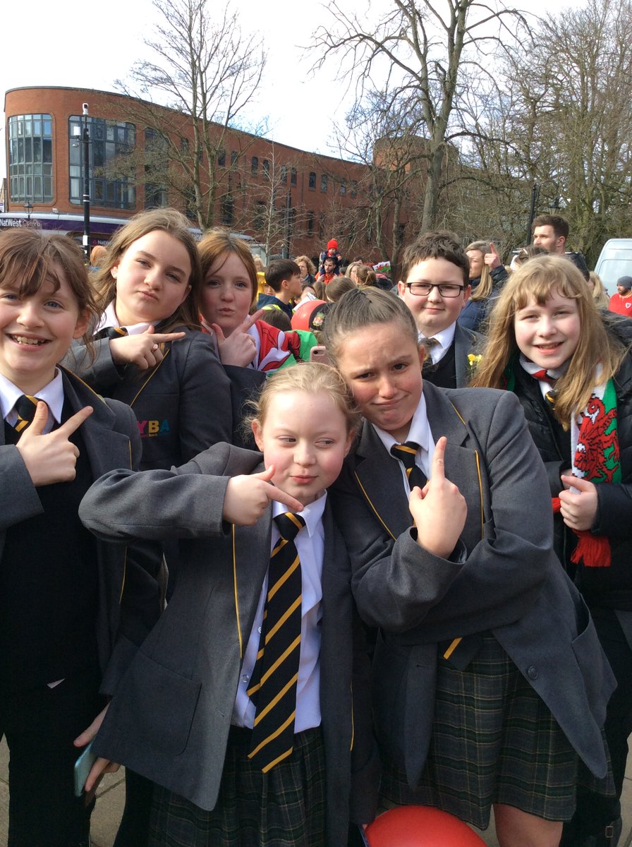 Members of the Urdd Welsh Club represented YBA at the Dydd Gŵyl Dewi parade in Wrecsam today. Pupils were fantastic ambassadors for the school and had an amazing time walking through the city centre with the Cambria Marching Band. 
Dydd Gŵyl Dewi Hapus pawb!