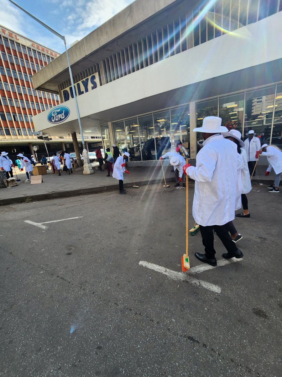 zidainvest's tweet photo. Together, we can make a difference and create a healthier and cleaner environment for generations to come.
#ZIDAInvest
#NationalCleanUpDay
#EnvironmentalManagementAgency https://t.co/u2Pm4Rxl5Q