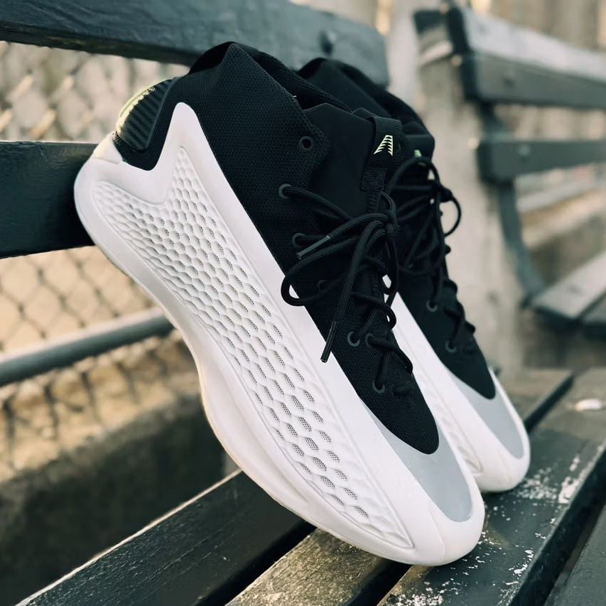 シューズ(男性用) adidas AE1 Mid Stormtrooper s-l400.jpg