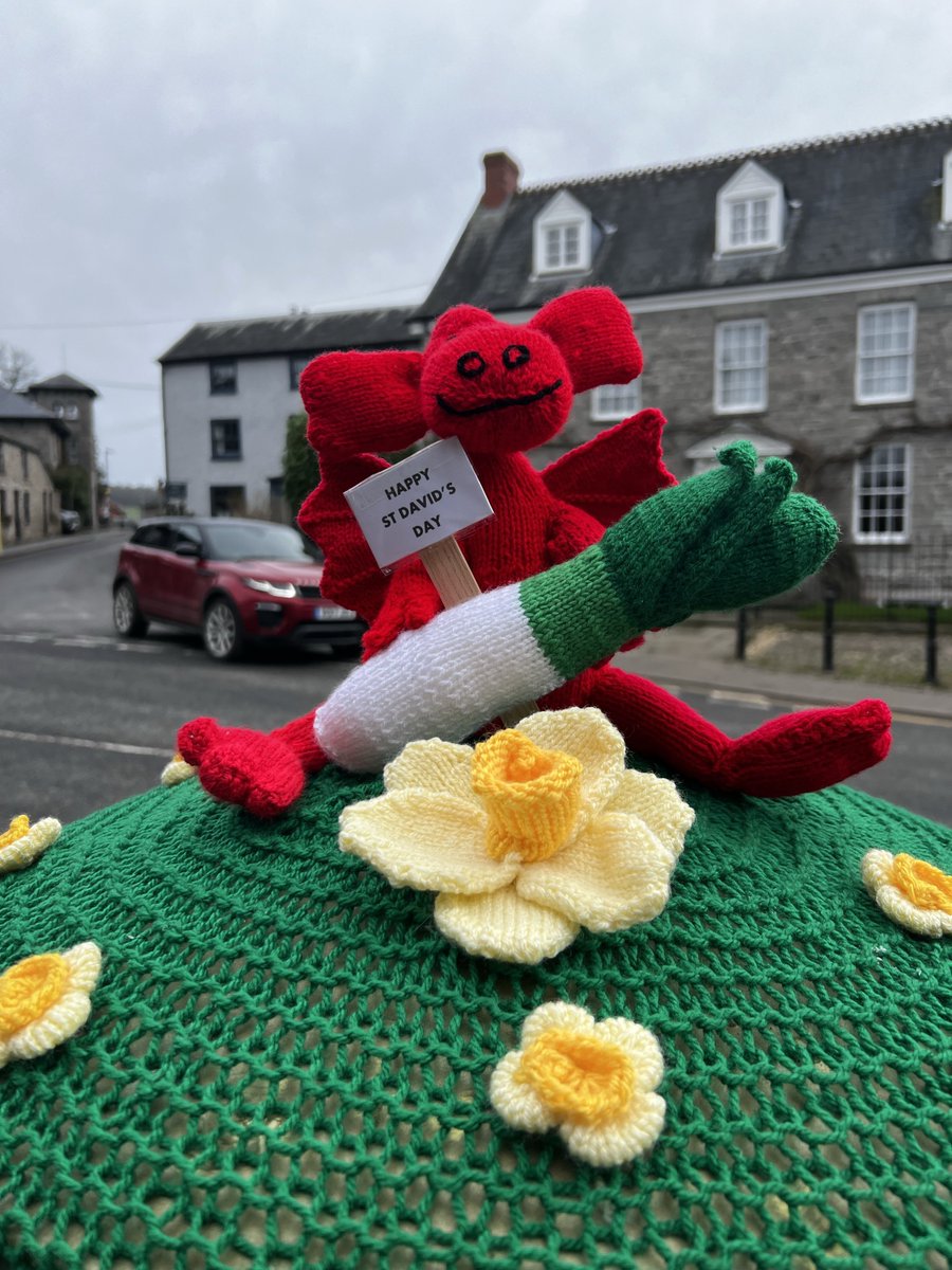 Dydd Gŵyl Dewi Hapu 🎊
Happy St David’s Day! 🎊

Let us know how you’re celebrating St David’s Day and share your random act of Welshness by tagging #RandomActsOfWelshness #PethauBychain