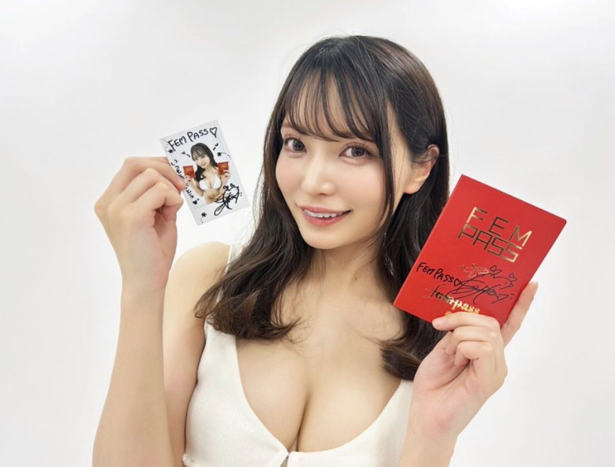 【お知らせ】
fempassさん、3月のカバーモデルとして掲載されています🤍
ぜひ、チェックして頂けると嬉しいです☺︎
よろしくお願いします🪽
➡️https://t.co/wmeiLhZ6wj https://t.co/epxkAc41aS