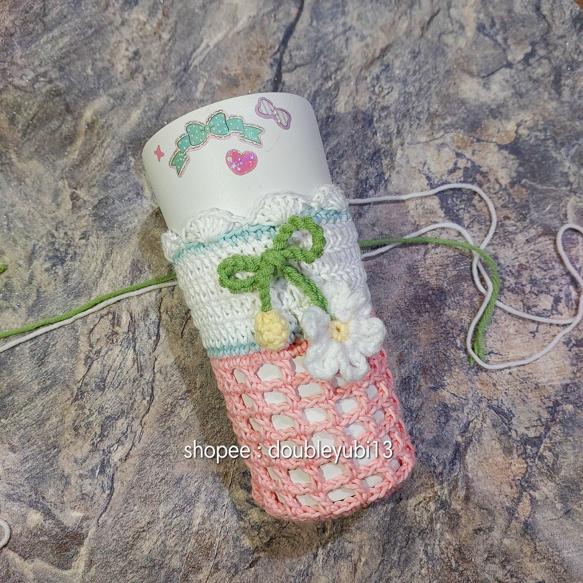 jiejaejia's tweet photo. [Moots help rt and like pls, tysm]
WTS
Bottle Holder Rajut Crochet

Bisa custom ✅️

Shopee : https://t.co/ZVioBALluY

#bottleholder #crochet #rajut #zonauang #zonajajan #zonabu #sbt https://t.co/eeHG3d2Ftm