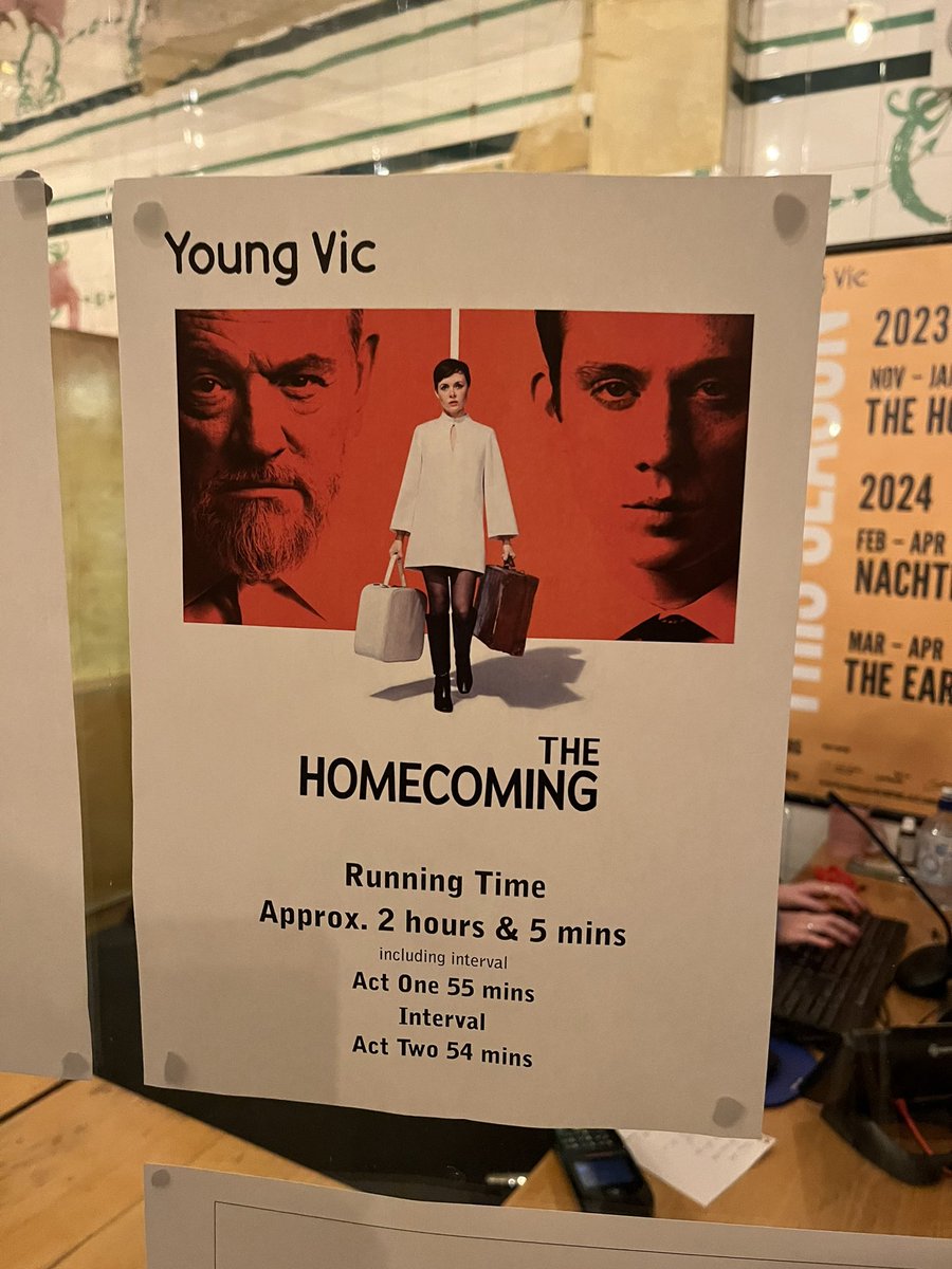 LDNTheatreMania's tweet image. The Homecoming - Absolutely unexpected story, I thought it would have ended differently. Left me speechless. All the cast was amazing, loved the level of accent performed!!! Lisa Deveney a bit weak but absolutely wonderful production!!! @youngivcyo #theatre #theatreblog #pinter