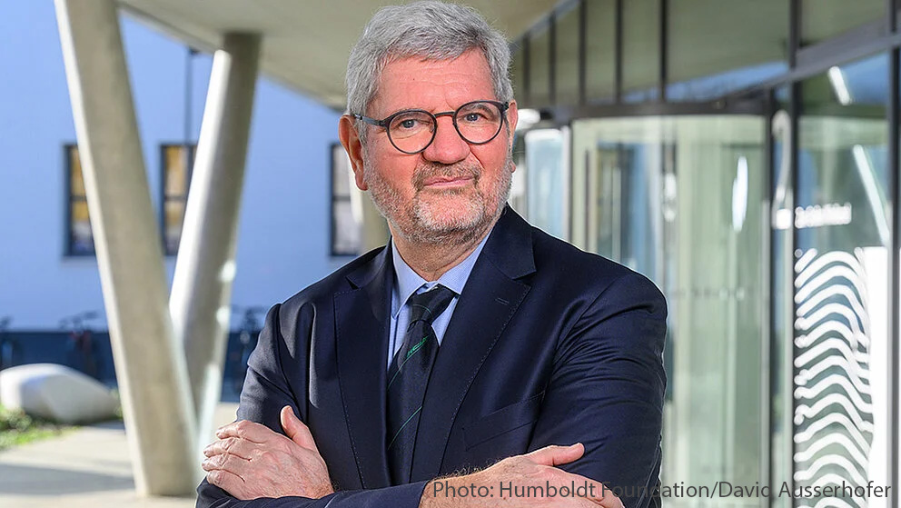 President Schlögl opens the #AvHColloquium in San Francisco: “We live in times of enormous transformations. Science can help to create  #sustainable futures. With our global network of outstanding researchers, we share the Californian spirit of tackling challenges with optimism."