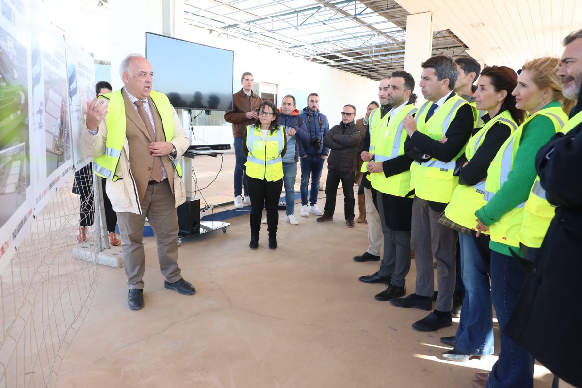 Generalitat (@generalitat) on Twitter photo 👥 El president de la Generalitat, <a href="/carlos_mazon_/">Carlos Mazón</a>, assistix a l’inici de les obres 🏗 de la plataforma intermodal de l’àrea logística #ParcSaguntII 👥 El president de la Generalitat, <a href="/carlos_mazon_/">Carlos Mazón</a>, assistix a l’inici de les obres 🏗 de la plataforma intermodal de l’àrea logística #ParcSaguntII