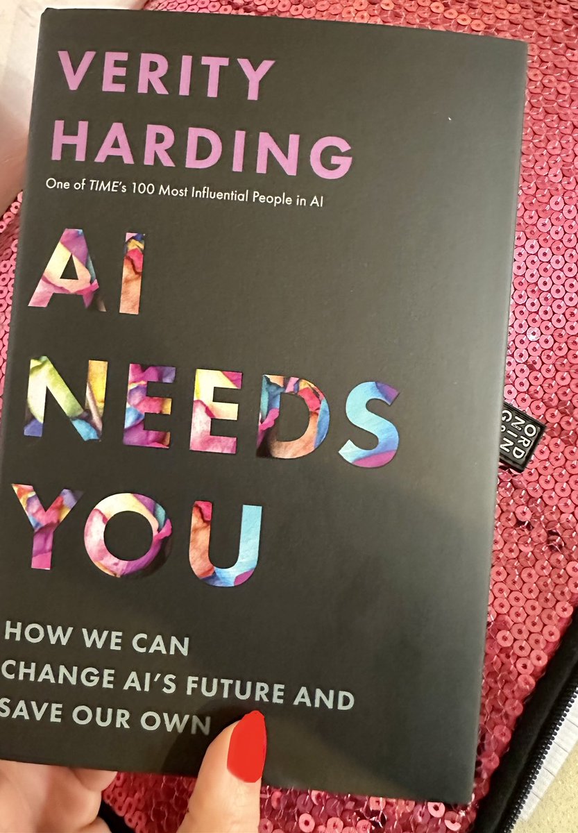 AnneLaureBEAUD2's tweet photo. Bien contente d’avoir reçu ce livre de #VerityHarding #AiNeedsYou https://t.co/O1xyd9K7KL