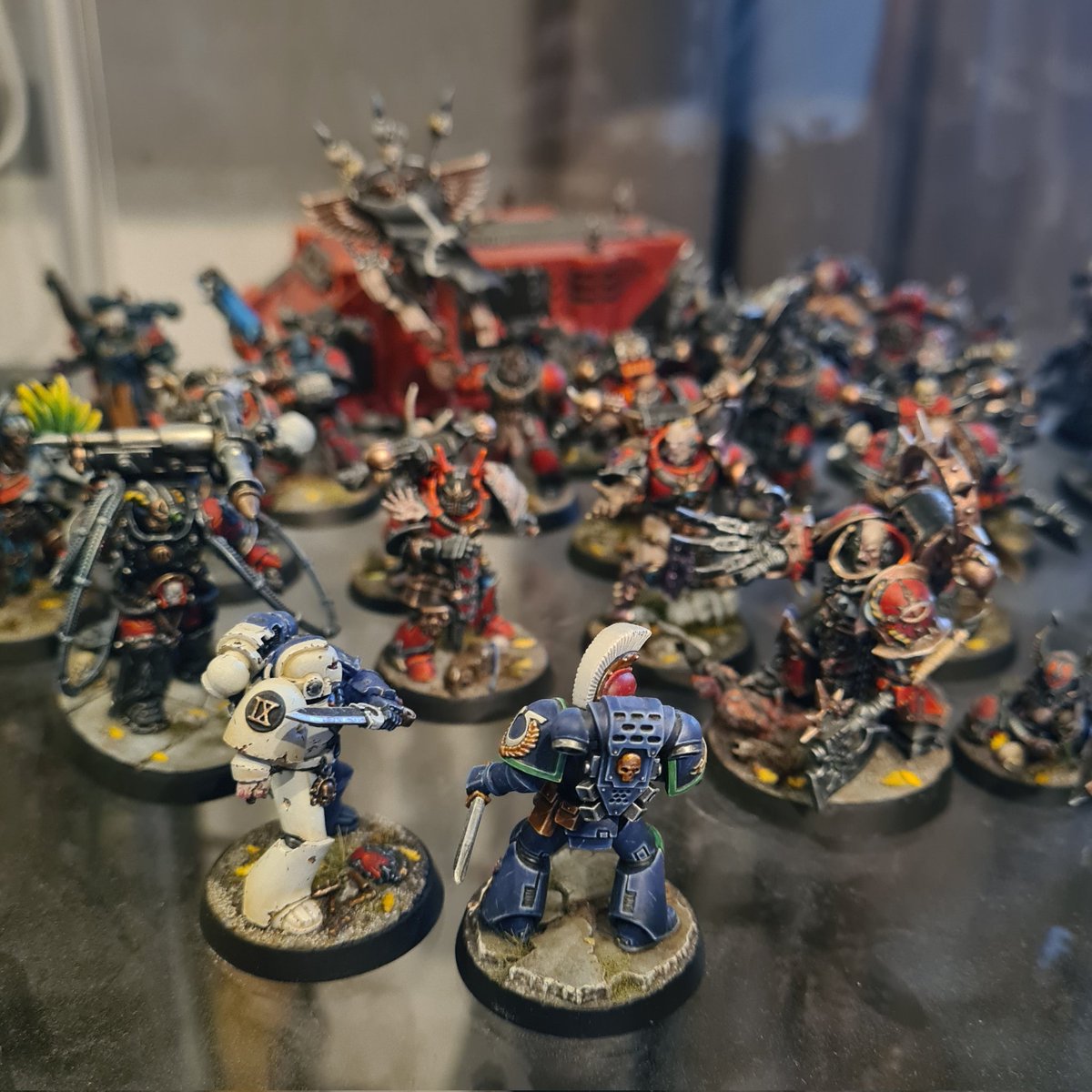 It's #MarchforMacragge!

These guys are having a rough time...

#Warhammer40k #WarhammerCommunity