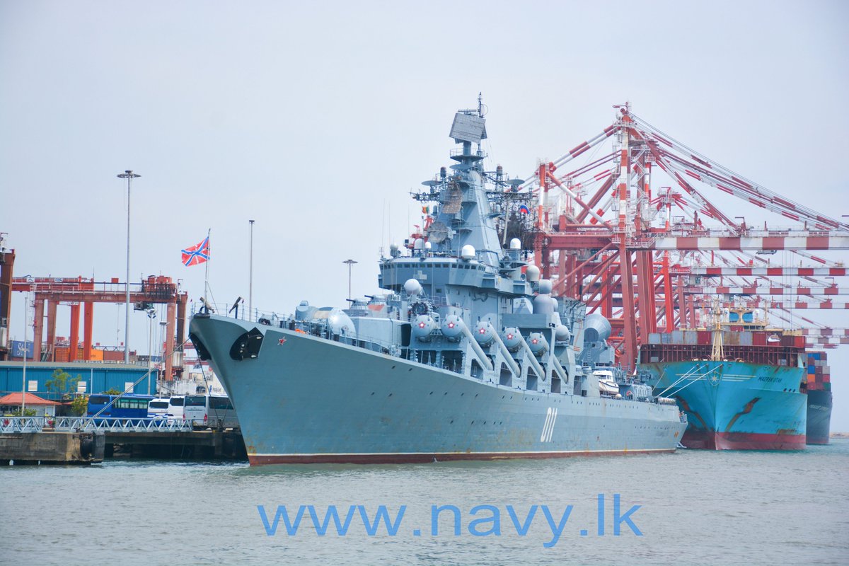 Russian Naval Ship 'Varyag' arrived in #Colombo on a formal visit 01 Mar. She was welcomed by the @srilanka_navy in accordance with naval traditions. @RusEmbSriLanka Read more: news.navy.lk/eventnews/2024…