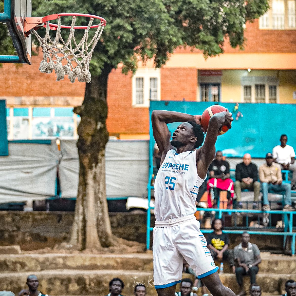 #TeamFocus
City Oilers have won all their games and have the biggest winning margin this season, 22.6 points.

They have the best defensive rating, allowing just 54.0 PPG

They have the 2nd best offensive rating, 76.6 PPG.

Biggest win 74:38 vs Our Savior 

#talkinghoops 
#NBL24