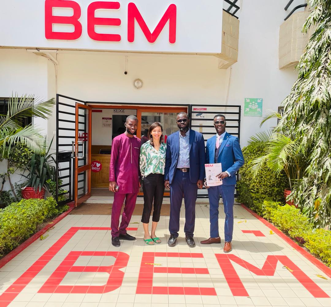 Belle rencontre avec l’équipe de BEM Dakar, qui a notamment un partenariat avec @HEC_Montreal pour le B.A.A. en Administration des affaires. Merci pour l’accueil et les échanges sur nos organisations respectives! #enseignementsuperieur