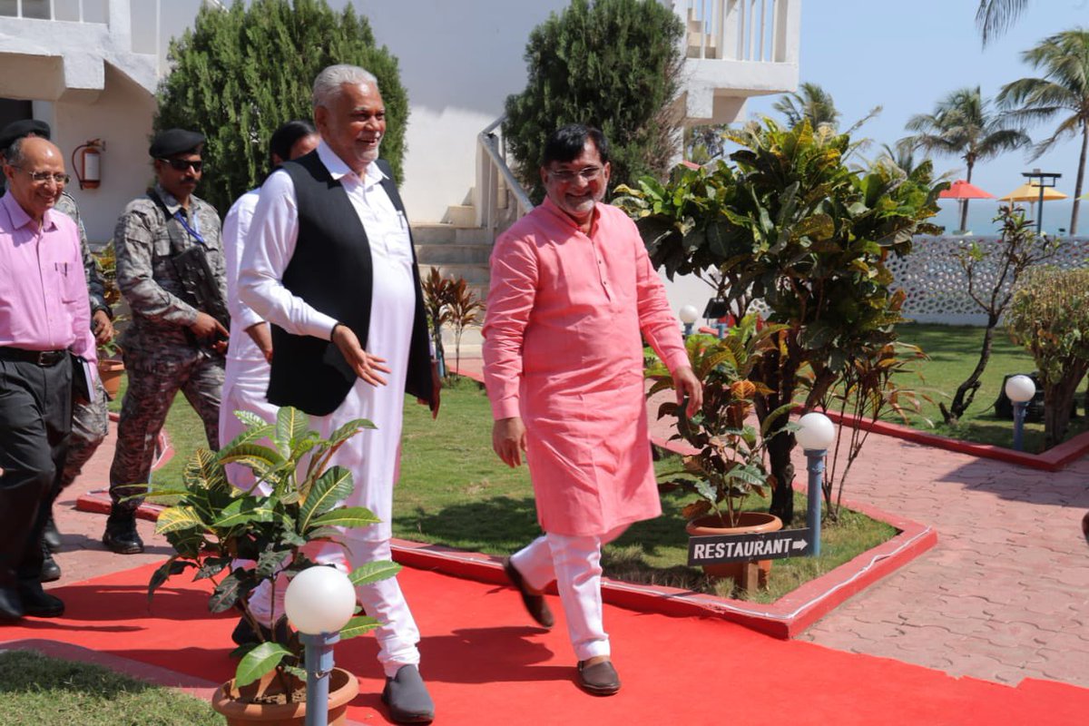 Extend a warm and heartfelt welcome to the distinguished guest of Diu, the Union Cabinet Minister of Fisheries, Animal Husbandry, and Dairying, Shri Parshottam Rupala Ji, on his visit to the Union Territory. @PRupala