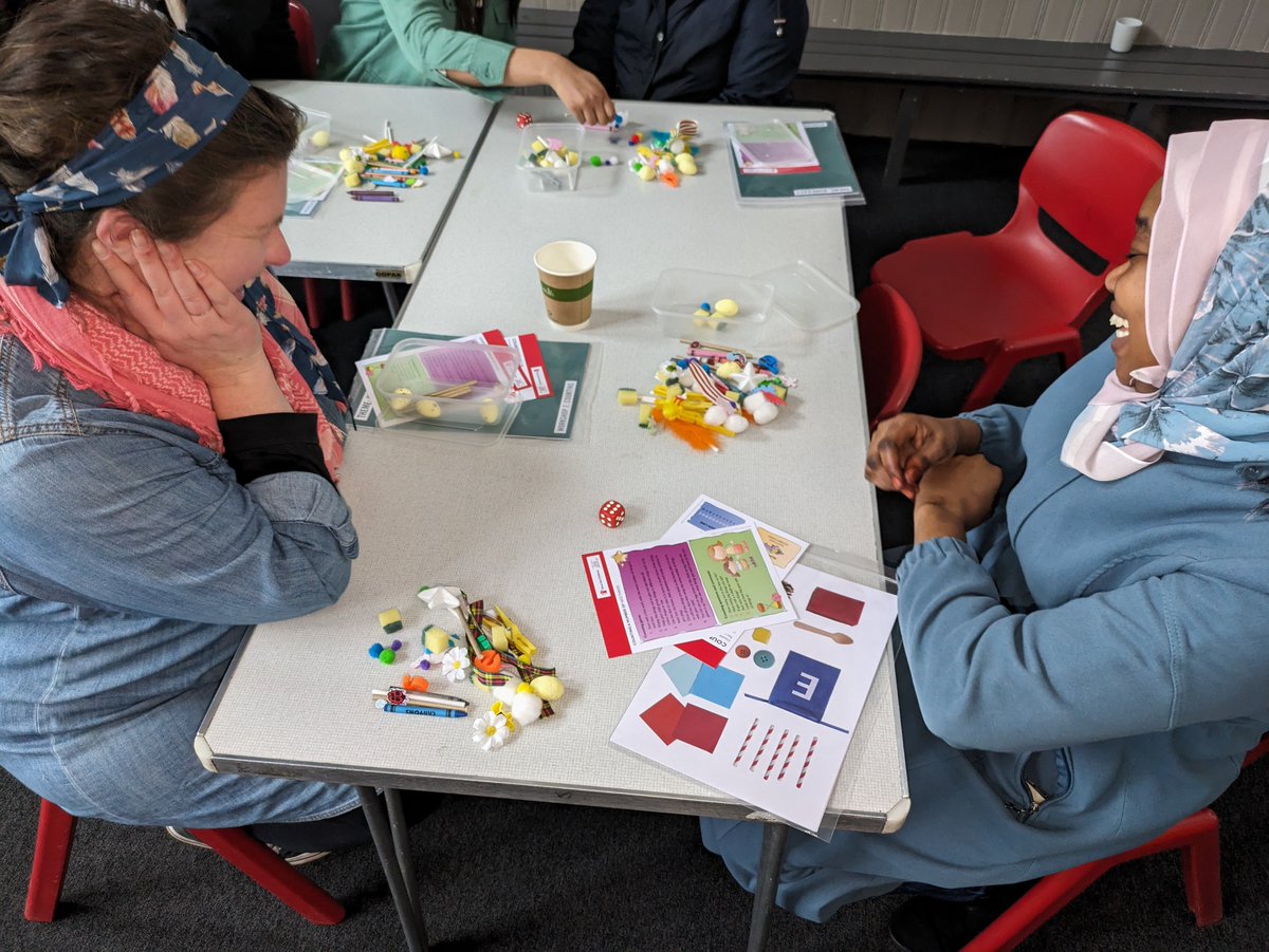 FC Week 7 Counting and Estimating. 'I really like the way Families Connect teaches me things and gives me ideas about how to help my child to learn' 'This has really helped my parenting, we do so much more as a family now' @pollokshieldsps @SaveChildrenSCO @GIC_Glasgow