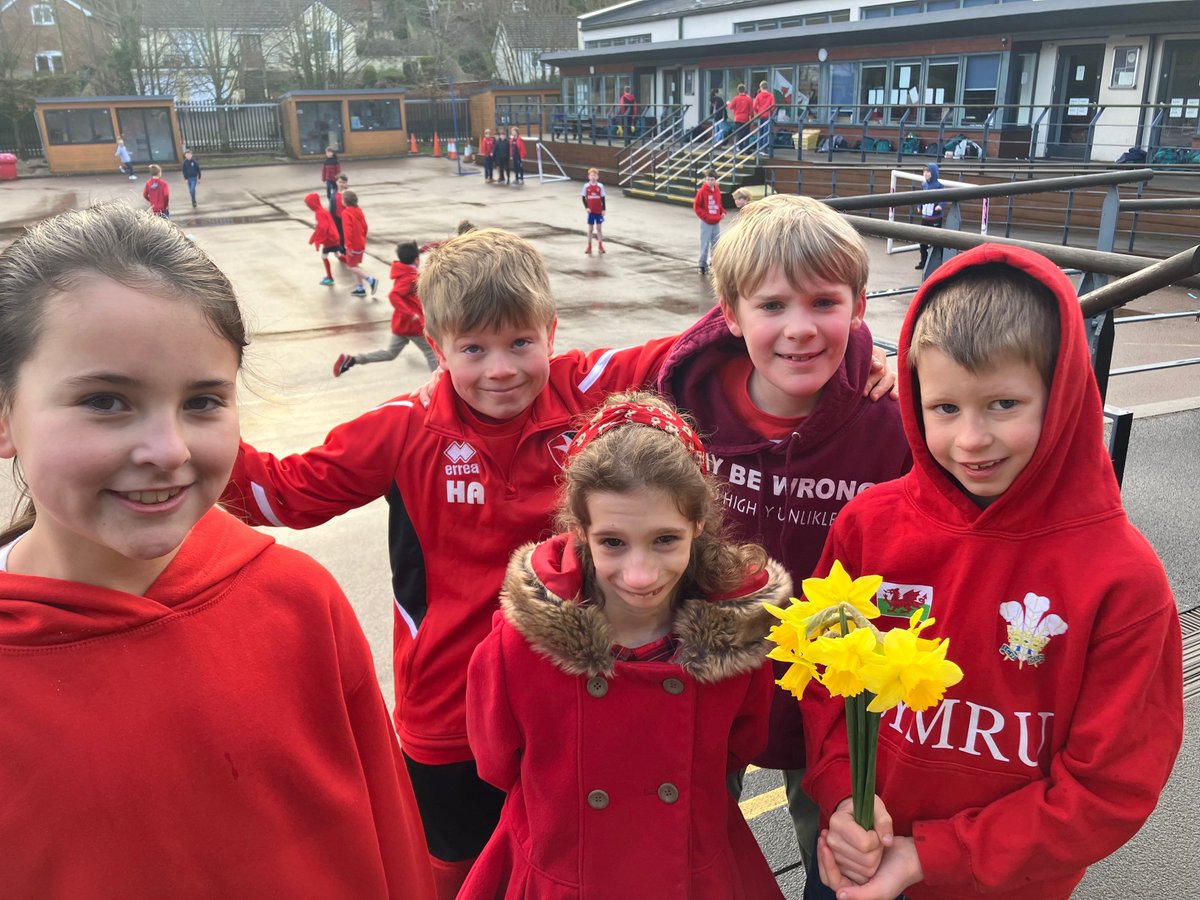 Our school is filled with smiles as we celebrate St David's Day! #DyddGwylDewiHapus