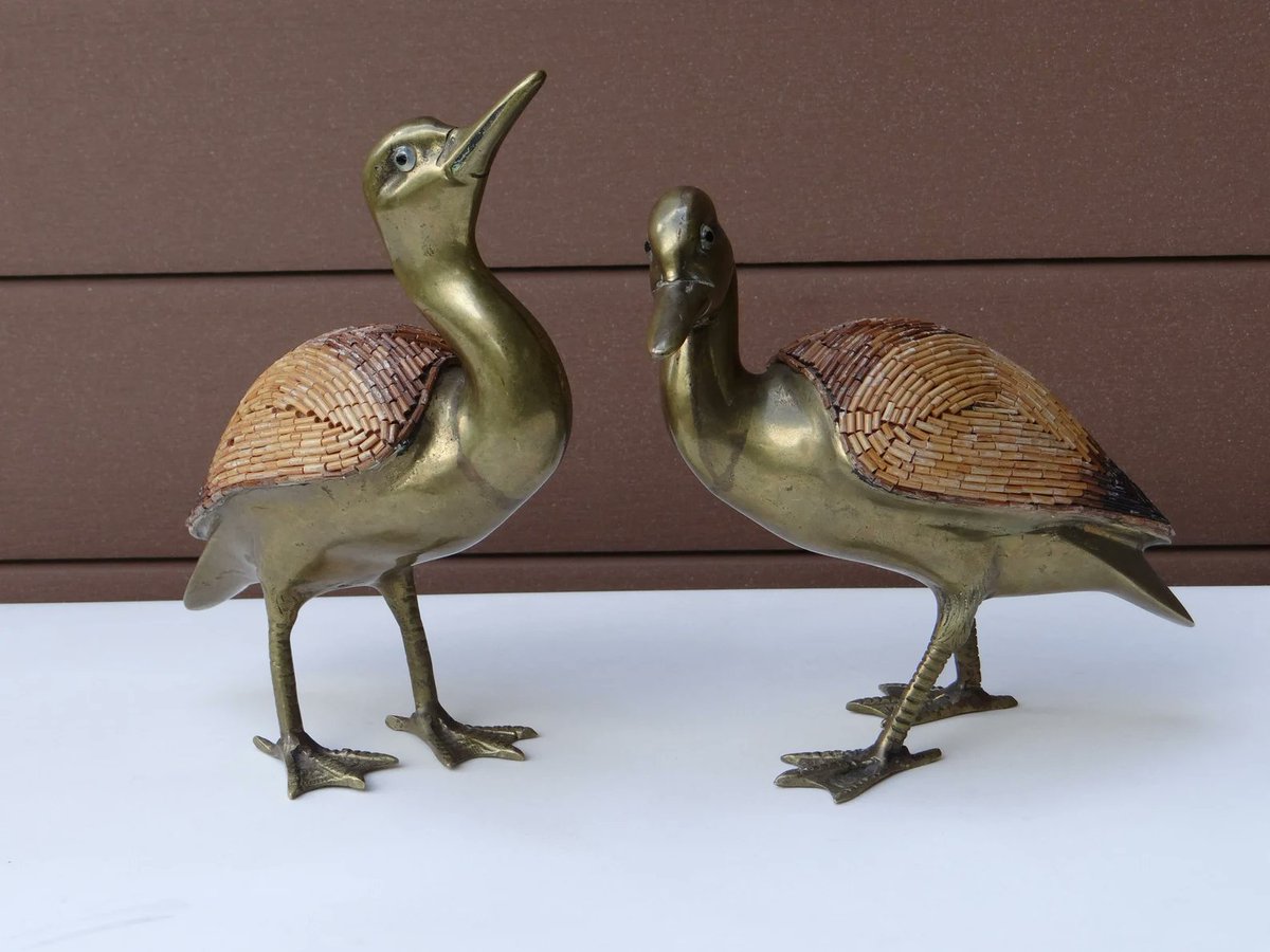 Set of 2 original brass ducks with rushes on wings, statues of aquatic birds, waterfowls #homedecor #FestiveEtsyFinds #AmazingFunGift #etsyfinds #funstuff #decor  #HomeStyle #DuckSeason #ducks #birds #statues  #elevateYourVibe 
Available here
 elementsdeco.etsy.com/listing/152784…