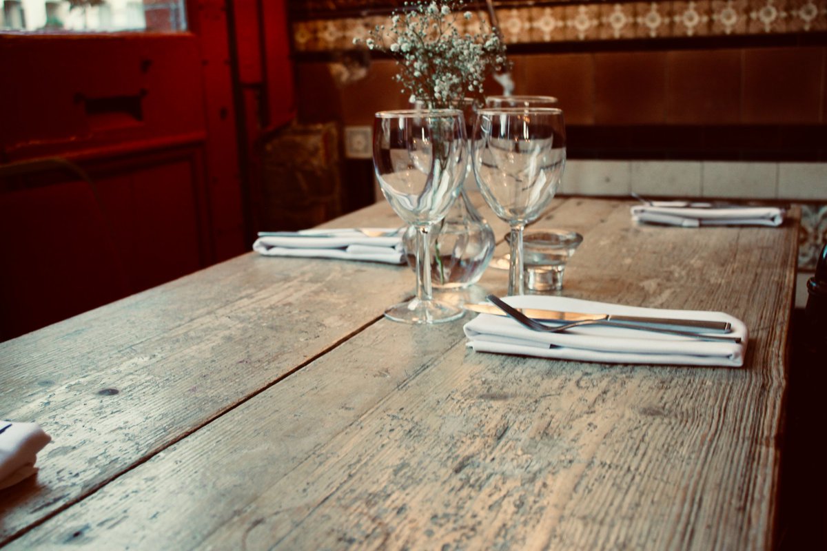 Your table is ready and waiting for you... 🍺🍷🥂🍽️🍻

#thestar #thestarpub #thestarhighgate #thestarpubhighgate #highgate #pub #pubsoflondon #londonpub #highgatepub #chesterroad #N19 #n19london #pubdinner #pubdining #pubrestaurant  #londonpubs #london #publover #pubsofinstagram