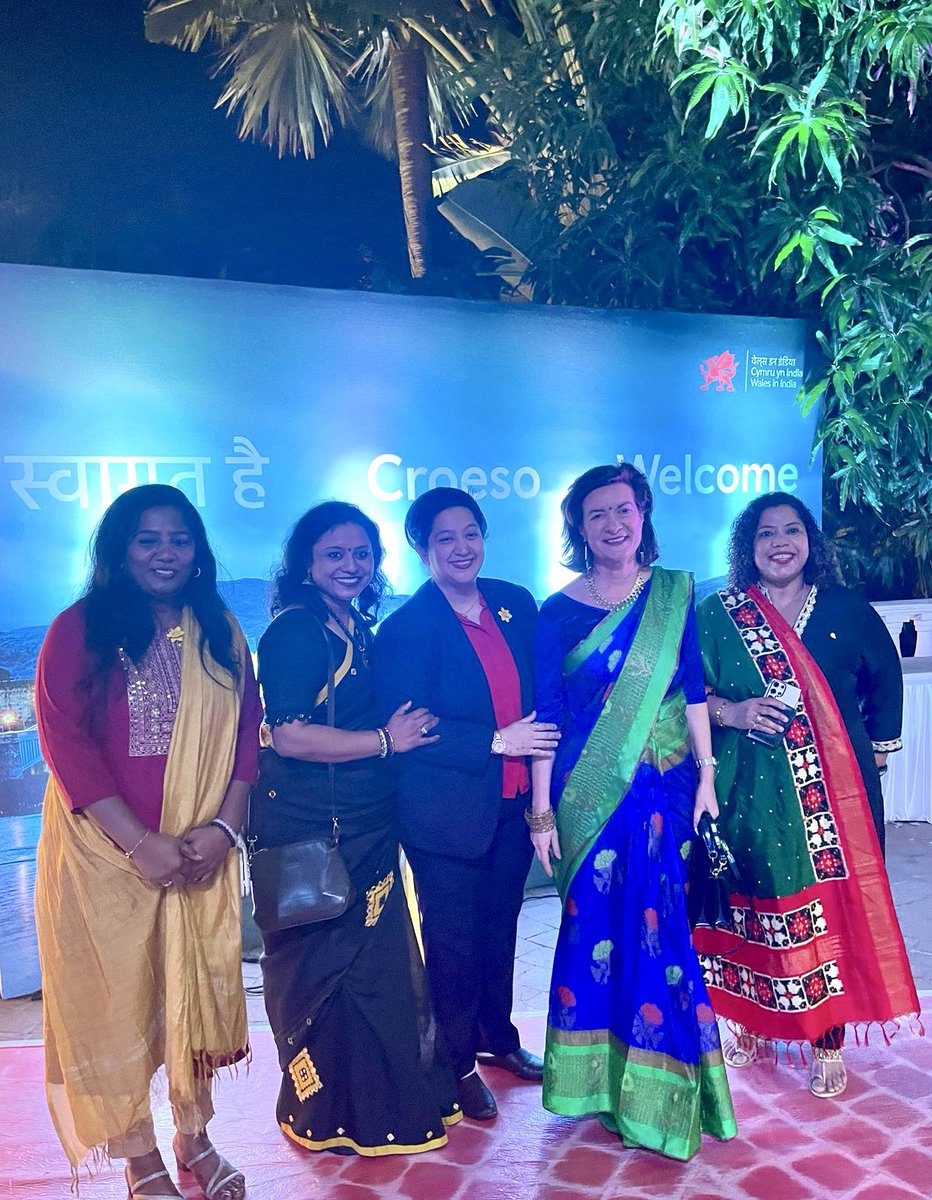 🎉 #WalesInIndia 2024 has launched! At St David's Day events in Mumbai, featuring the Minister for Health &amp; Social Services, &amp; the First Minister at the Indian High Commission in London, we opened a vibrant new chapter. Here's to a an exciting year for our countries! 🌍🏴󠁧󠁢󠁷󠁬󠁳󠁿🇮🇳
