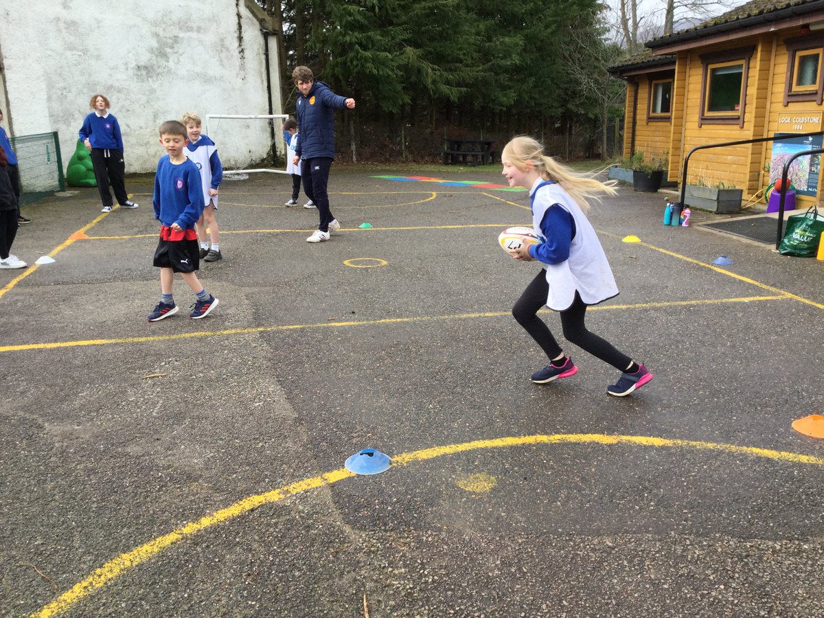 logie_ps's tweet photo. P4-7 pupils are enjoying taking part in a rugby sessions delivered by Finlay Hall from Deeside Rugby. Thanks to @ASAberdeenshire for organizing this opportunity. https://t.co/N1LIY5Uqrv