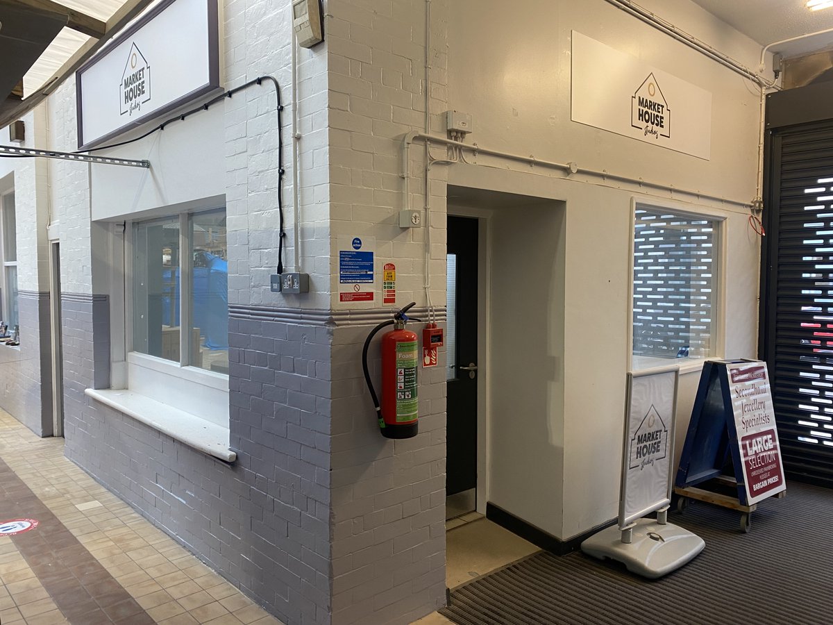 We have an artist studio/shop coming up available at Fleetwood Market - This studio is for artists and craft makers only licensed at a discounted rate. For more information and costs please contact the studio coordinator. adrian.pritchard@wyre.gov.uk