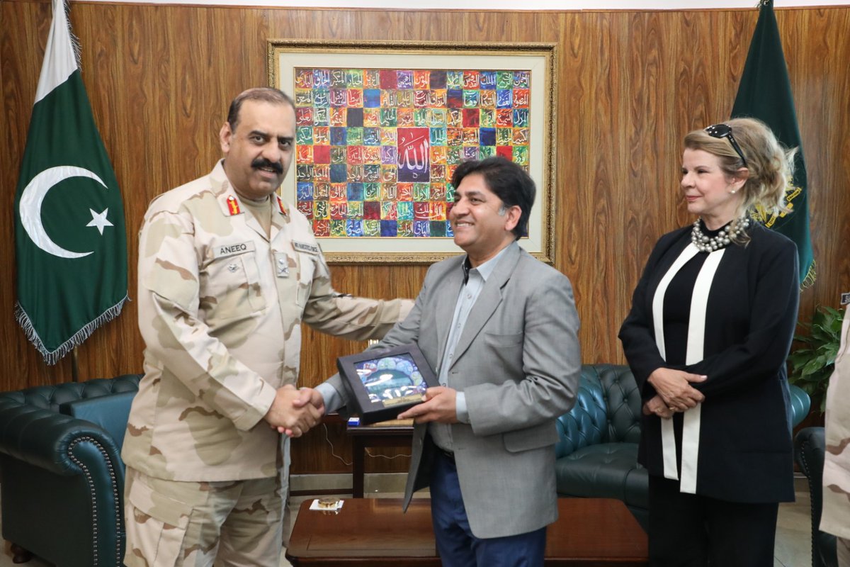anfpak's tweet photo. Chairperson Karim Khan Afridi Welfare Foundation Mrs. Cristina von Sperling Afridi visited HQ ANF and called on #DGANF, Maj Gen Muhammad Aneeq Ur Rehman Malik HI(M). Various initiatives were discussed where #KKAWF and #ANF could collaborate to work against Drug Prevalence among Youth.

#OneNation 
#OneDestination 
#DrugFreePakistan