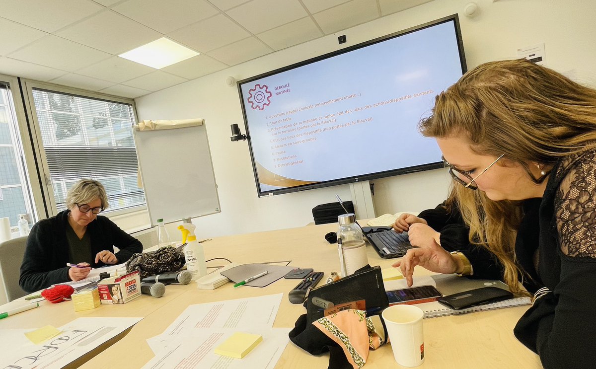 SylvieBrot's tweet photo. 1er atelier de construction du plan d’action 2025-2029 du #CISPD #Sicoval consacré aux violences intra familiales et sexistes : 🙏 à l’ensemble des intervenants : @FranceVictimes @Gendarmerie_031 @HauteGaronne @VilleRamonville @O_CAPELLE_Fqvx @CatherineGaven @sicoval31 https://t.co/cXEzCnMU2n