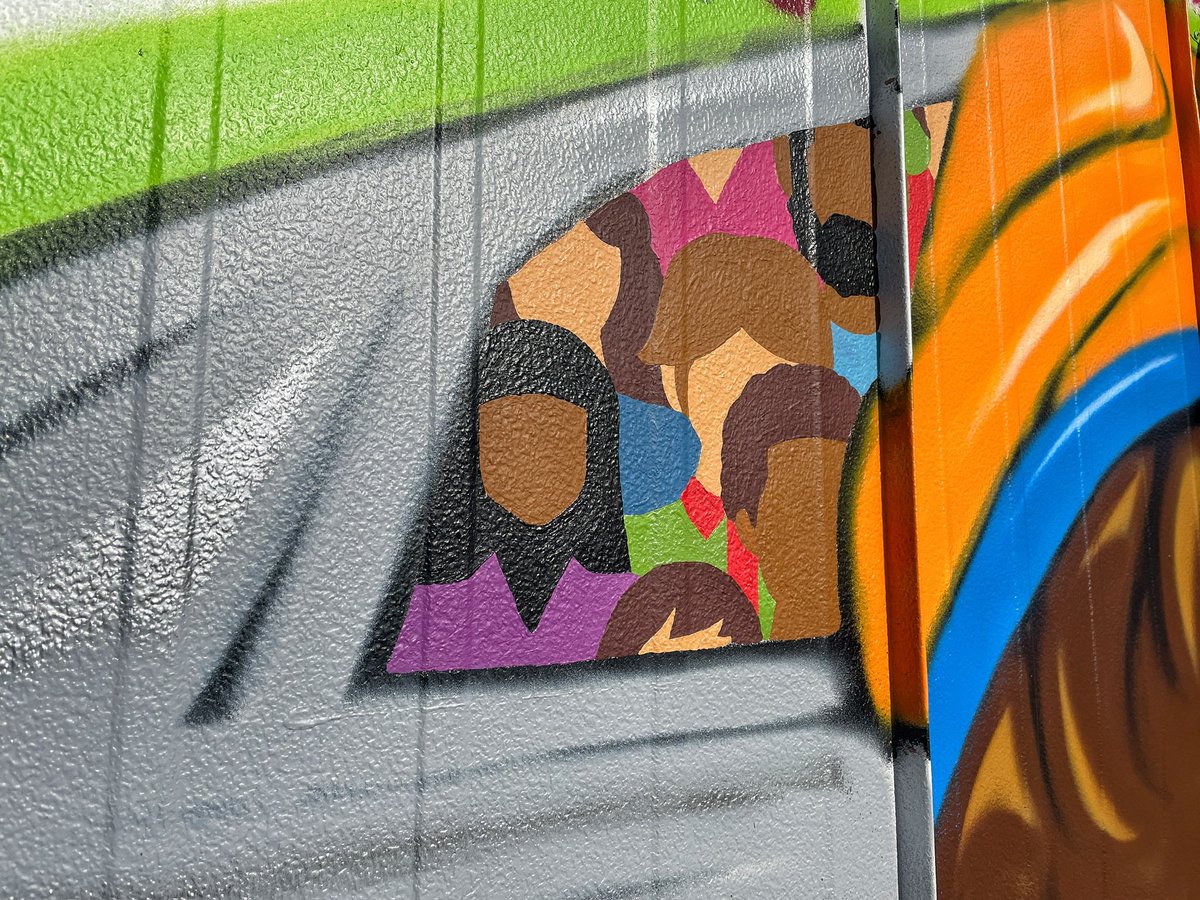 TraeIsAAc's tweet image. Recently had the privilege to complete this wrap-around mural for @Constellium that reflects the work they do in the field of aluminum production and their diverse family-like work force.

TRAEISAAC.com

#traeisaac #aluminum #constellium #mural #watertower #factory