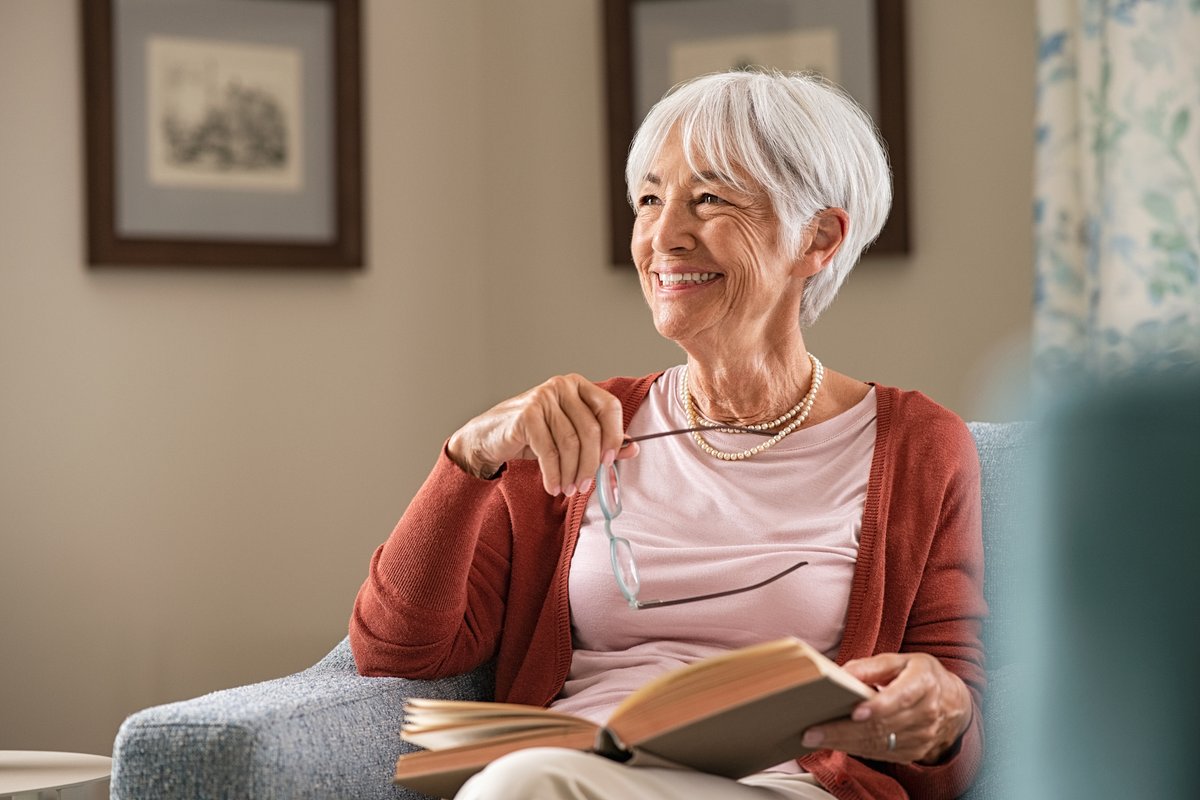 talkolderpeople's tweet photo. @AgeCymru has launched a survey to understand the experiences of people aged 50+ across Wales, covering issues such as access to health and social care and the availability of public transport.

Have your say: https://t.co/ZZBFmnFdAQ

Or call 029 2043 1555 for a paper copy. https://t.co/tNx17EOPrZ