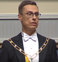 Saanen esitellä!
Suomen tasavallan 13 presidentti Alexander Stubb 🇫🇮

Allow me to introduce!
Alexander Stubb, 13th President of the Republic of Finland🇫🇮

Paljon onnea Suomi | Congratulations Finland

#Finland <a href="/Ulkoministerio/">MFA Finland 🇫🇮</a>