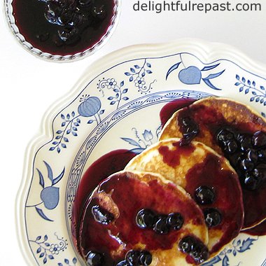 delightfulrepas's tweet photo. @wjwheeler54 For #FruitCompoteDay, I'll have Blueberry, please, over ice cream or cake or pancakes/waffles/french toast. https://t.co/kP5kA9XjS0 https://t.co/GErjwgLYKc