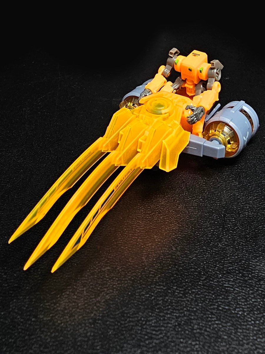 jJAjBP2TsFjUCEx's tweet image. ギューン
#WAVE   #ROBOTBUILD  #核誠治造