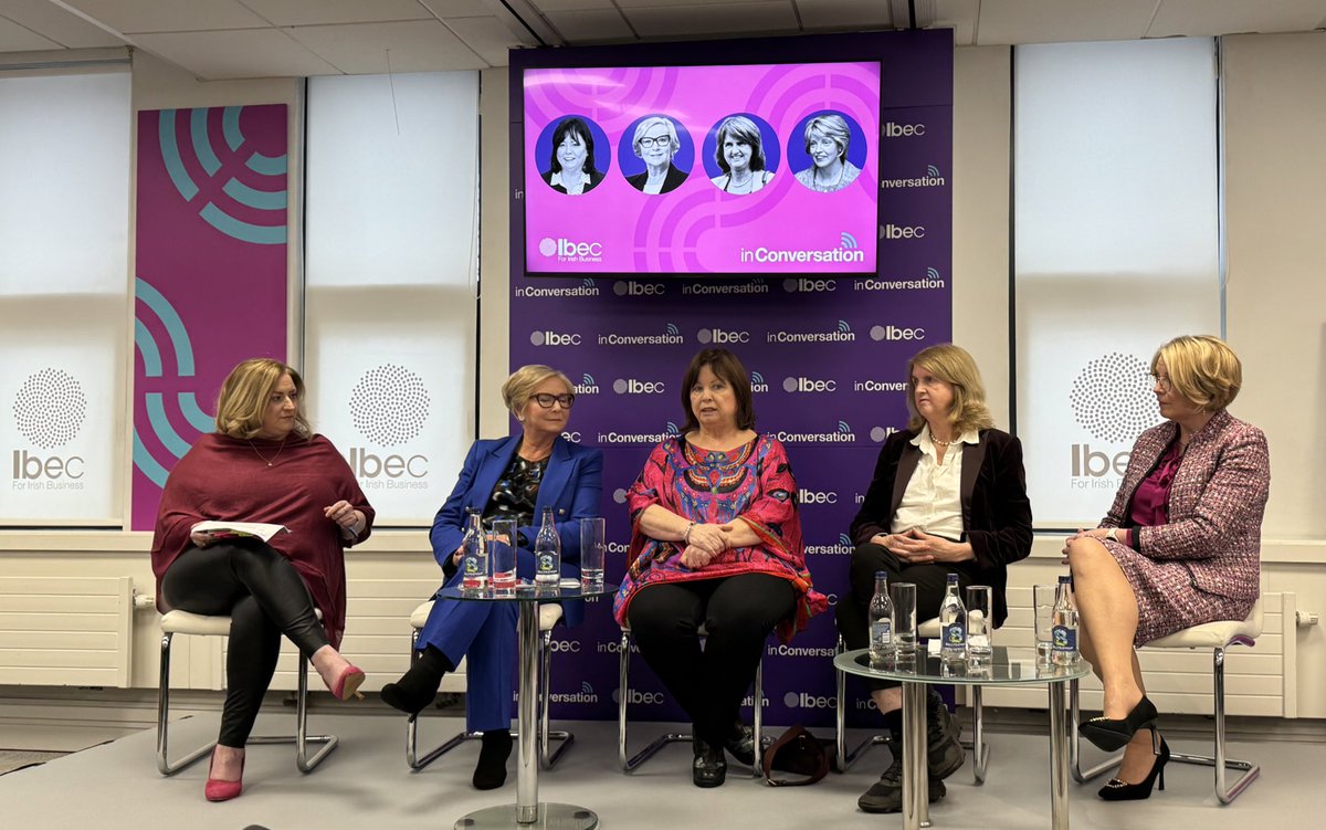 Fascinating morning hearing from the only 4 women to have served as Tánaiste about their political experiences & how we can see more women elected. Thanks to @ibec_irl & @nikkicgallagher for such a great event 👏👏👏