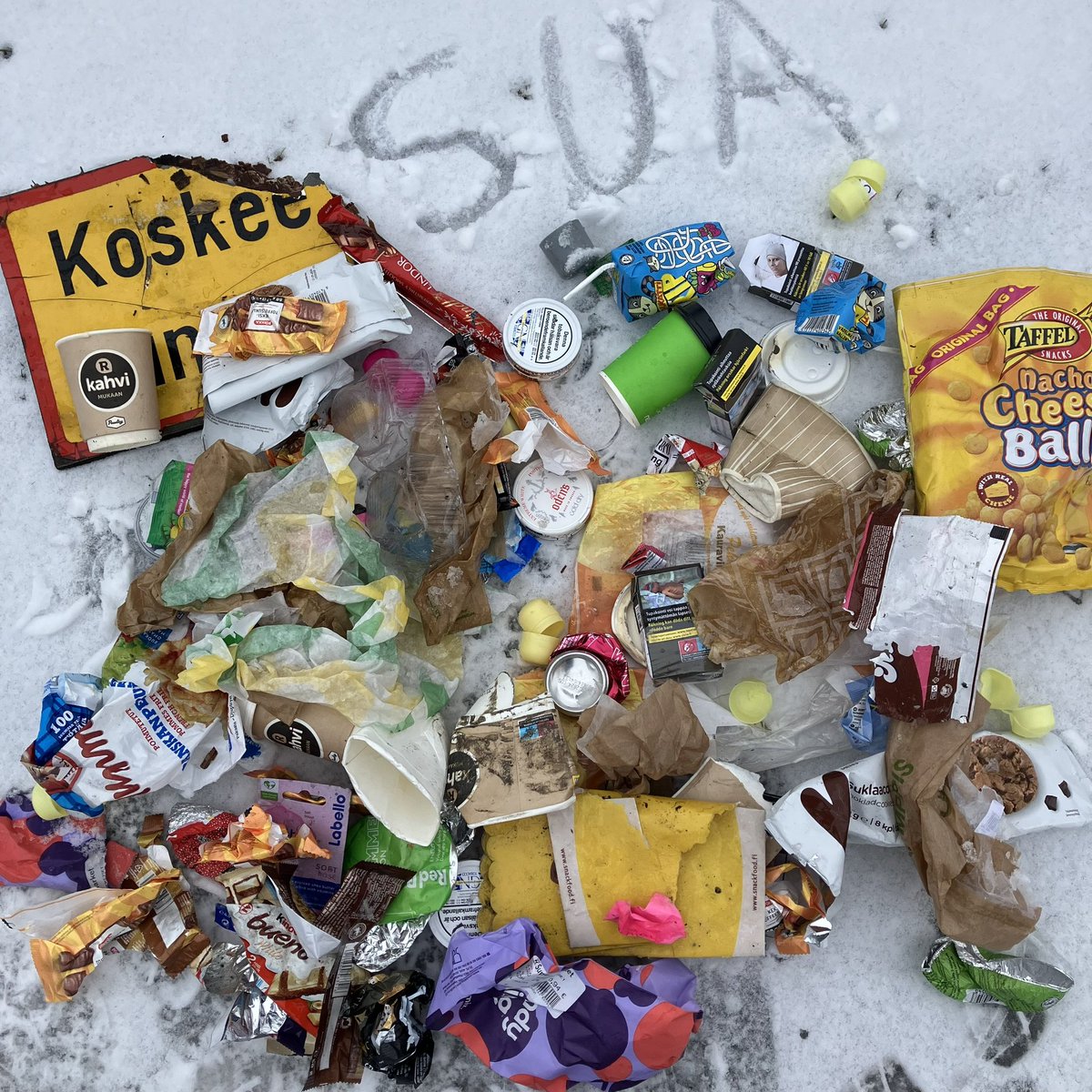 kaisupaulanto's tweet image. Koskee myös sua. Älä roskaa. Roskajuoksusesongin lisäksi myös pääsiäismunasesonki käsillä. #plogging #spogomi