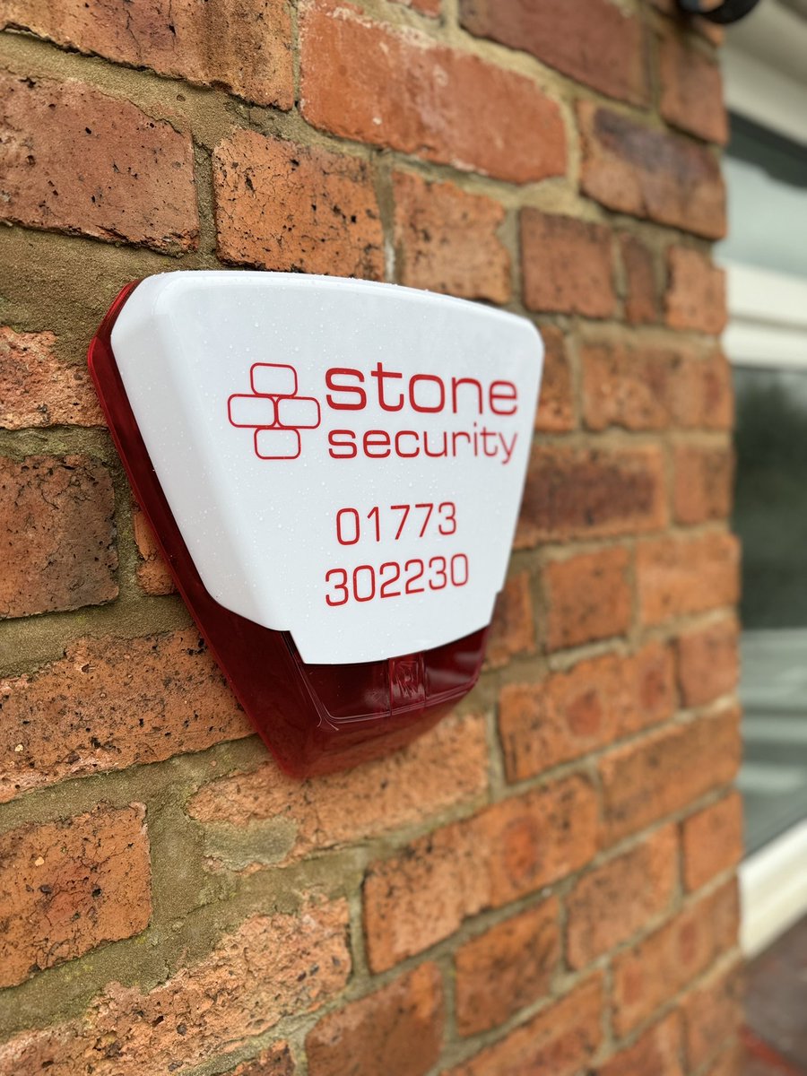 stone_security's tweet image. Nice Pyronix wireless intruder alarm installed for a customer in Sherwood today 👌🏼

No wires, no fuss but still the excellent performance of an award winning alarm system 🚨

Full systems (inc. app connection and alerts) available from £650 fitted

Call us on 01773 302230 ☎️