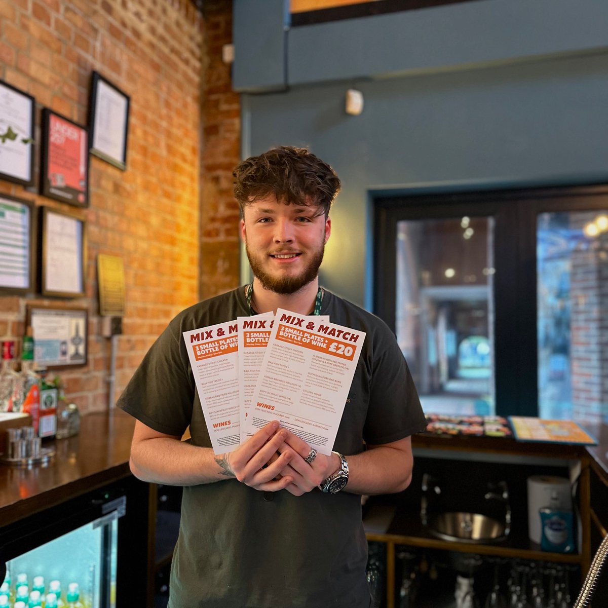 Have you been in &amp; had our 2 small plates and a house bottle of wine deal yet? 
Monday-Friday 3-7pm 🎉