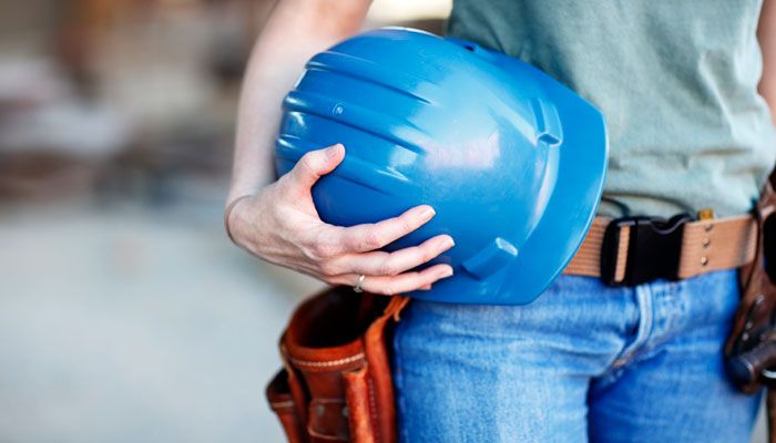 FMJOBFINDER's tweet photo. Number of women enrolling in construction apprenticeship programs hit its highest point https://t.co/2m5PU5kpSs #ConstructionApprenticeships #WomenInConstruction #FixRadio #SkillsDeficit https://t.co/XPblRL5GFF