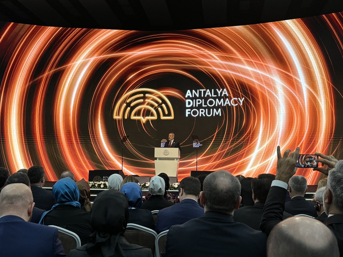 Antalya Diplomasi Forumundayız. Sayın Cumhurbaşkanımızı dinliyoruz. #AntalyaDiplomacyForum