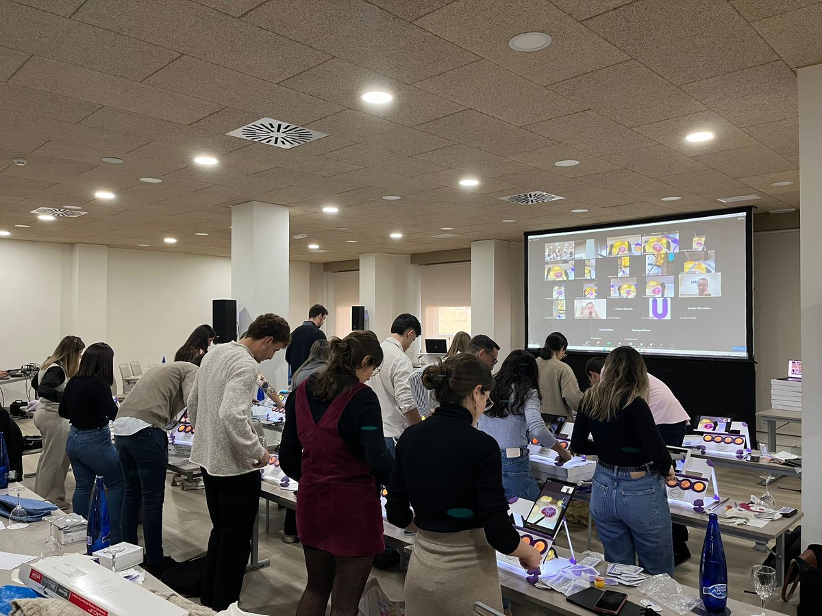Urotrainer | Urology Surgical Simulation (@urotrainer) on Twitter photo Ready? GO 💪 Simultaneous hands-on hybrid training of #partialnephrectomy & #radicalprostatectomy with <a href="/AAUrologia/">Asociación Andaluza de Urología</a>
35 surgeons are receiving a real-time proctorship while training with super-realistic phantoms🏆
#education #urology #UroSoMe #Oncology #kidney #prostate Ready? GO 💪 Simultaneous hands-on hybrid training of #partialnephrectomy & #radicalprostatectomy with <a href="/AAUrologia/">Asociación Andaluza de Urología</a>
35 surgeons are receiving a real-time proctorship while training with super-realistic phantoms🏆
#education #urology #UroSoMe #Oncology #kidney #prostate