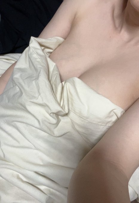 寒いから一緒にあったまろ🎵  ＃人妻 ＃欲求不満 ＃セフレ募集 https://t.co/PHp3jB6KDY