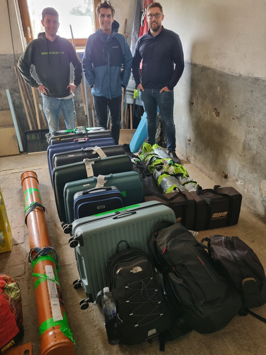 All #8R7X team members and their respective equipment made it back to Europe. We will keep you updated on the further progress as this was not the very end of this #DXPedition. Meanwhile, many thanks to all involved for making our trip to #Guyana a big success! 🇬🇾