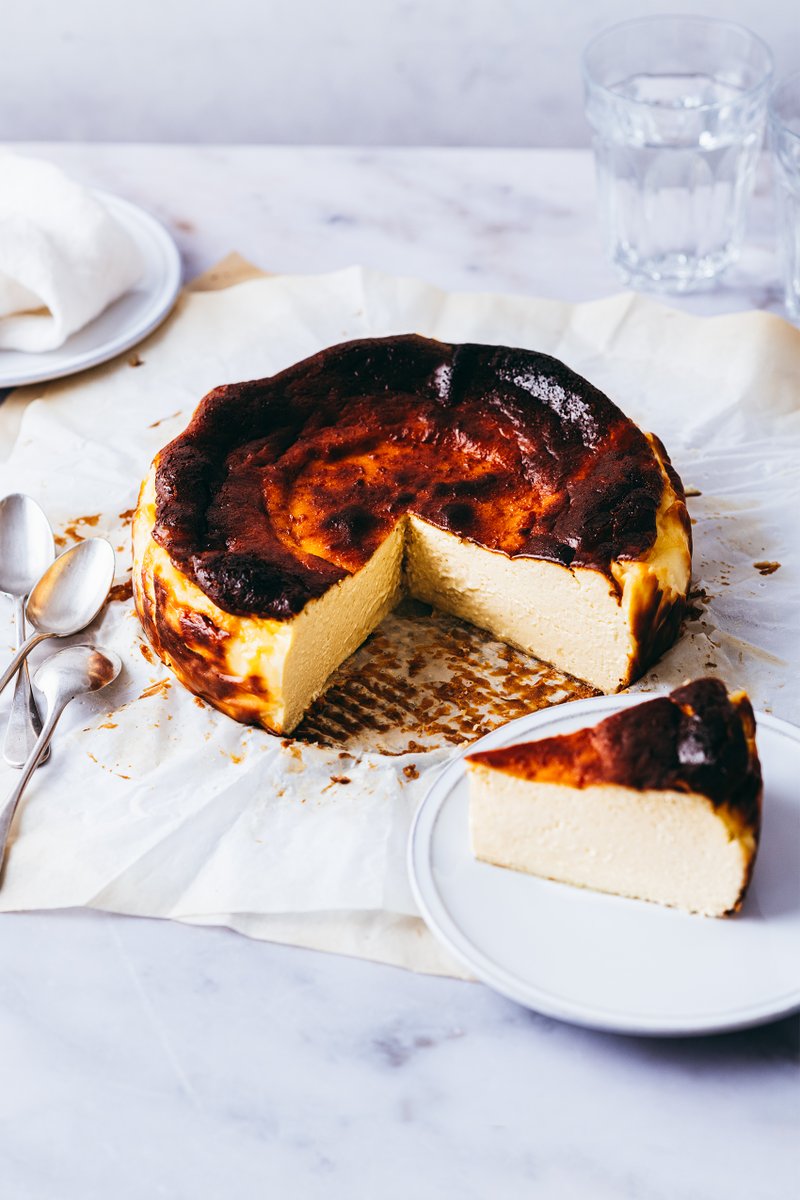 Brigitte_Sillam's tweet photo. Cheesecake Basque https://t.co/gMOp0iiyWt https://t.co/GwucRwCdYv