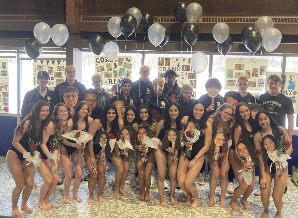 Bridgewater-Raritan High School boy and girl swimmers will seek to win Meet of Champions state titles 
hs.brrsd.org/about/news-eve…